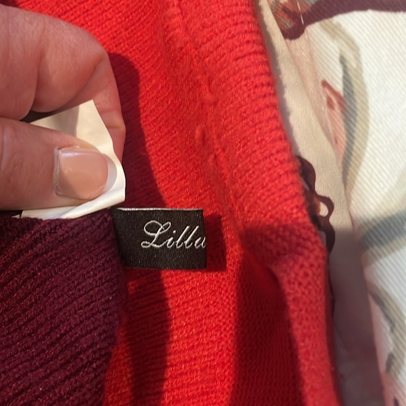 3 Amazon sweaters size L - Picture 7 of 8